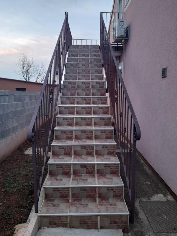 Apartman Jeger أوماغ المظهر الخارجي الصورة